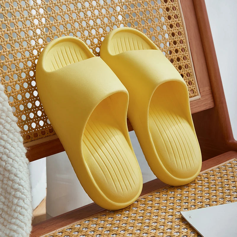 Summer Women Thick Slippers Sole Beach Slides Bathroom Anti-Slip Soft Sandals Fashion Ladies Cloud Shoes Men Slipper