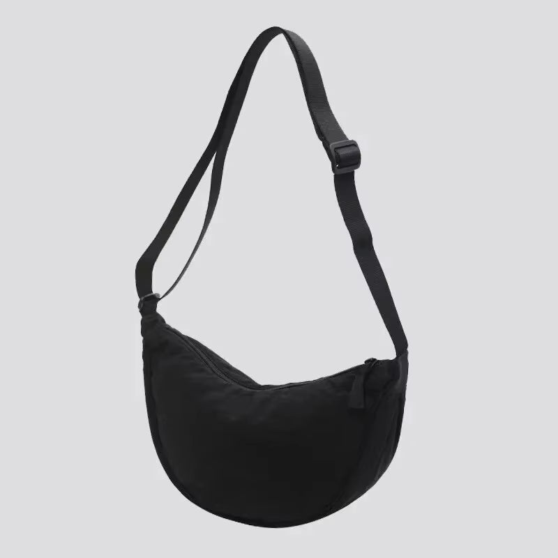 New Simple and Casual Solid Color Nylon Large Capacity Women'S Dumpling Bag Shoulder Bag for Travel and Commuting